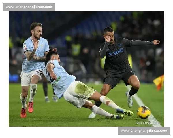 萨里怒批裁判:麦肯尼该被罚下,拉齐奥下半场零压力